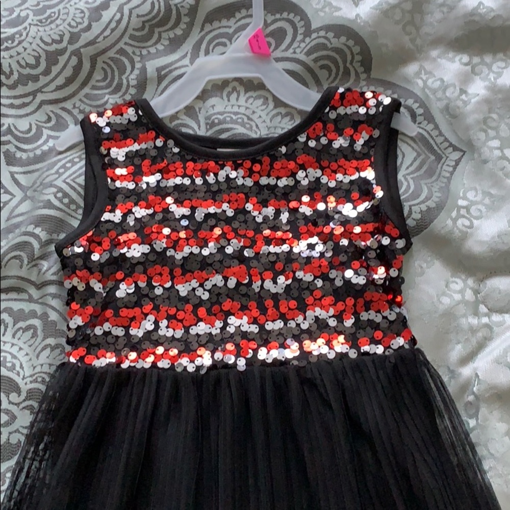 Girls dress size 4/5 with separate cover up 4/5